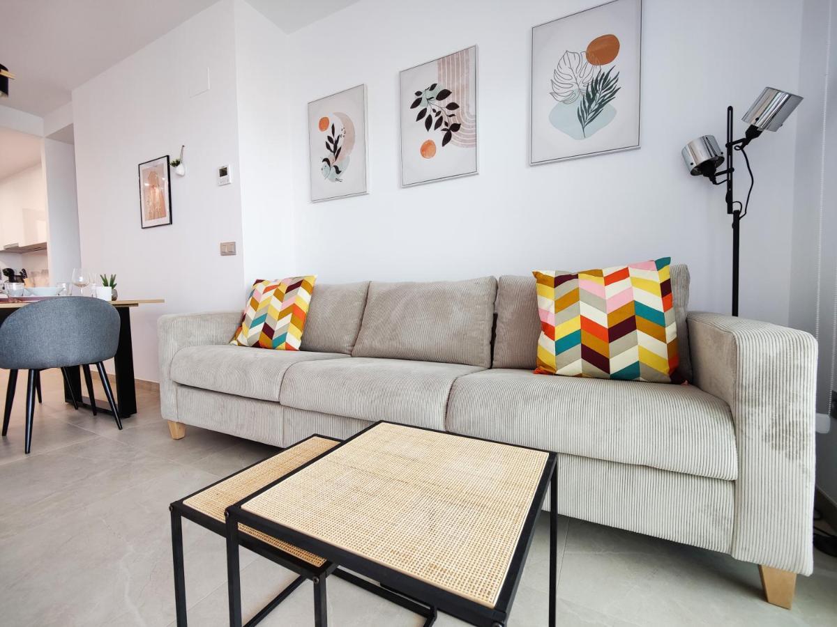 בנידורם Sunset Cliffs Sea View Apartments מראה חיצוני תמונה