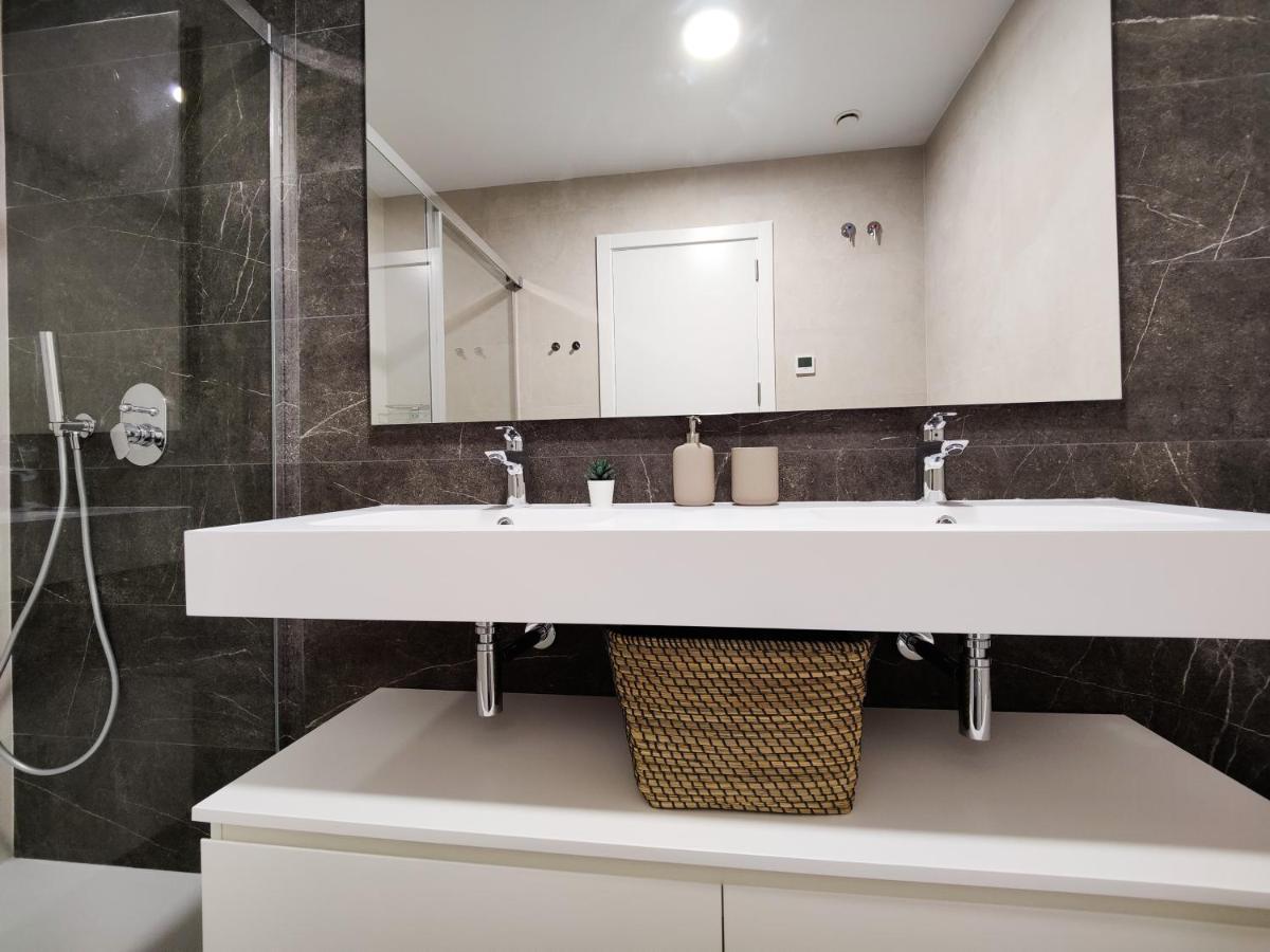 בנידורם Sunset Cliffs Sea View Apartments מראה חיצוני תמונה