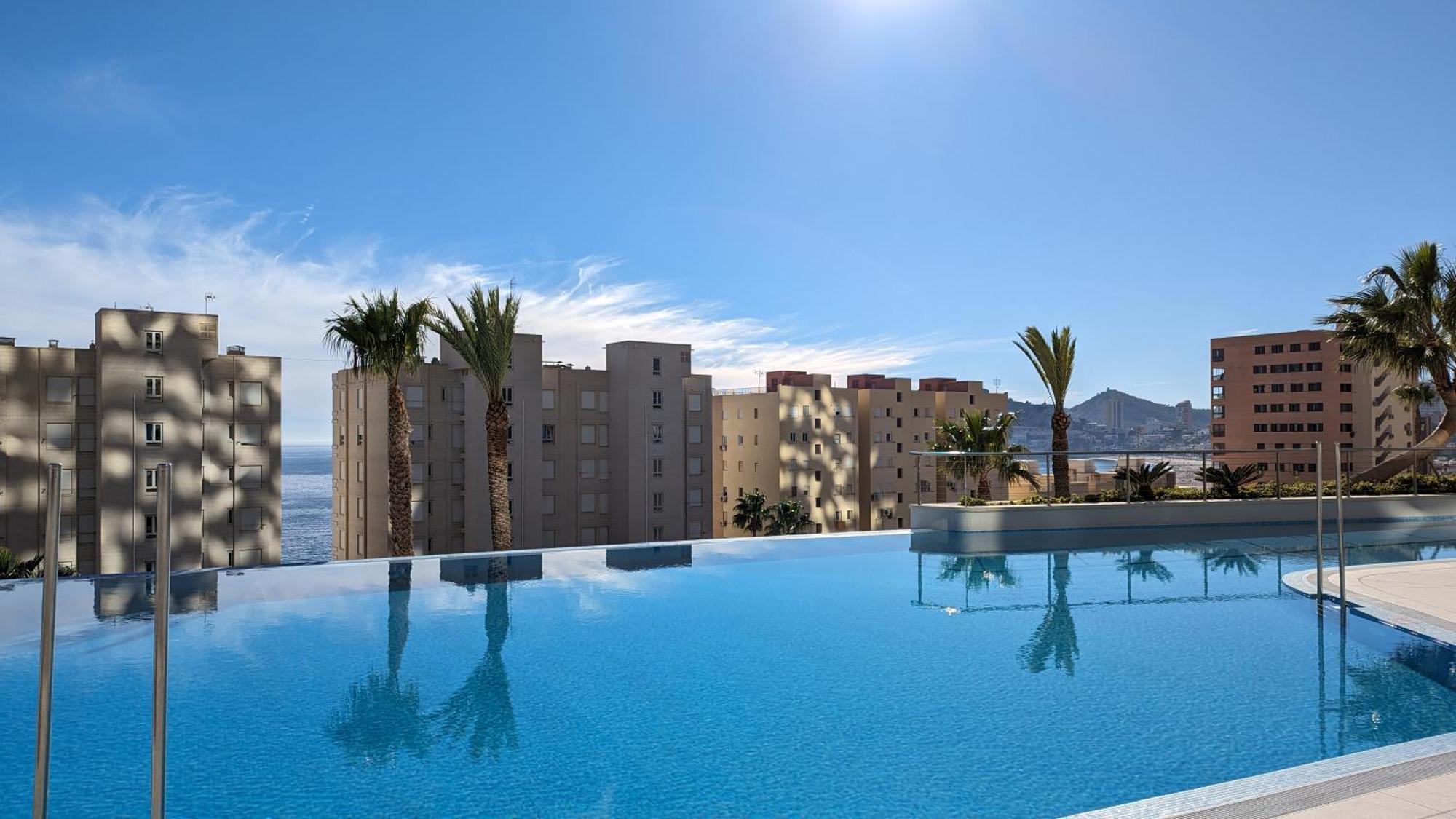 בנידורם Sunset Cliffs Sea View Apartments מראה חיצוני תמונה